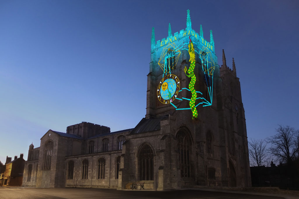 julia-dantonnet-kings-lynn-2015-02