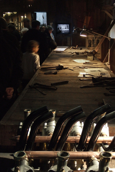 julia-dantonnet-2008-scenographie-museeairespace-lumiere-15