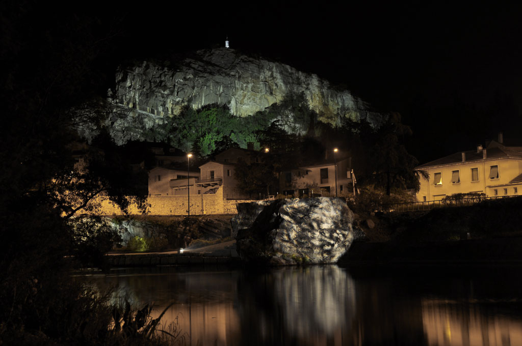 julia-dantonnet-2012-myriade-sentierdurhone-ardeche-pouzin-lumiere-03