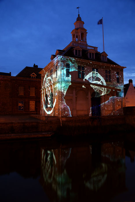 julia-dantonnet-2014-kings-lynn-custom-house-light-11