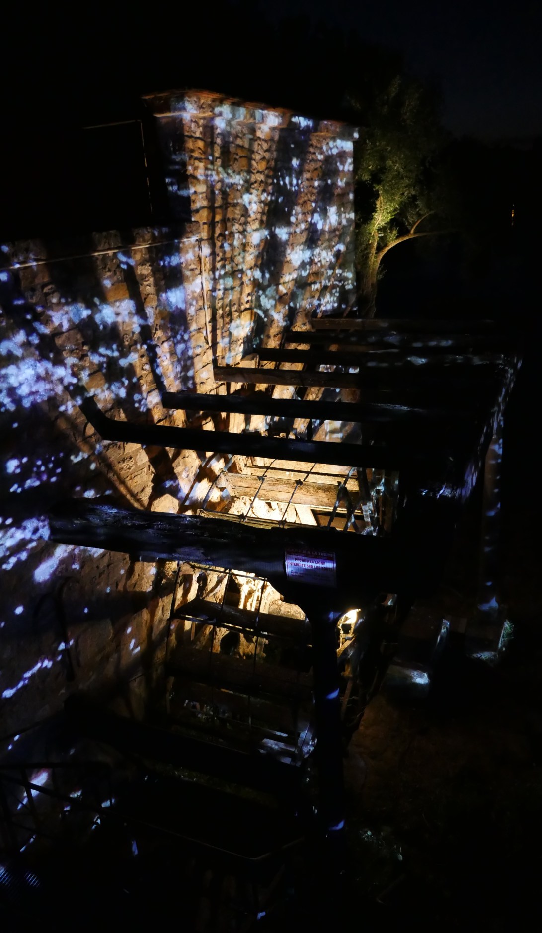 moret sur loing reflets julia dantonnet creation lumiere video 8